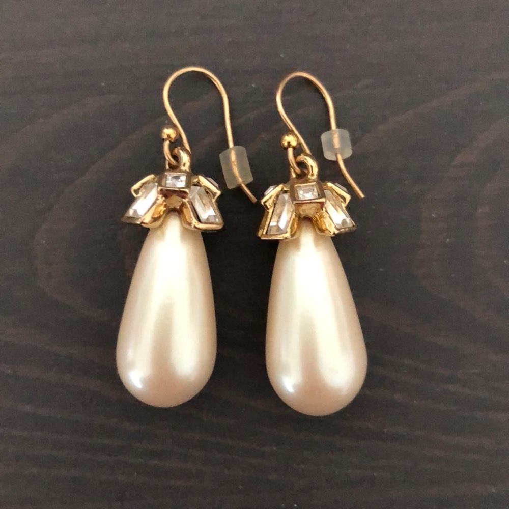 Kate Spade teardrop pearl earrings